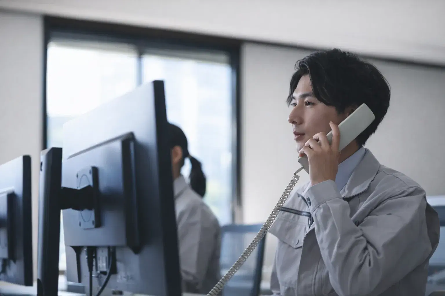 ソリューション事業